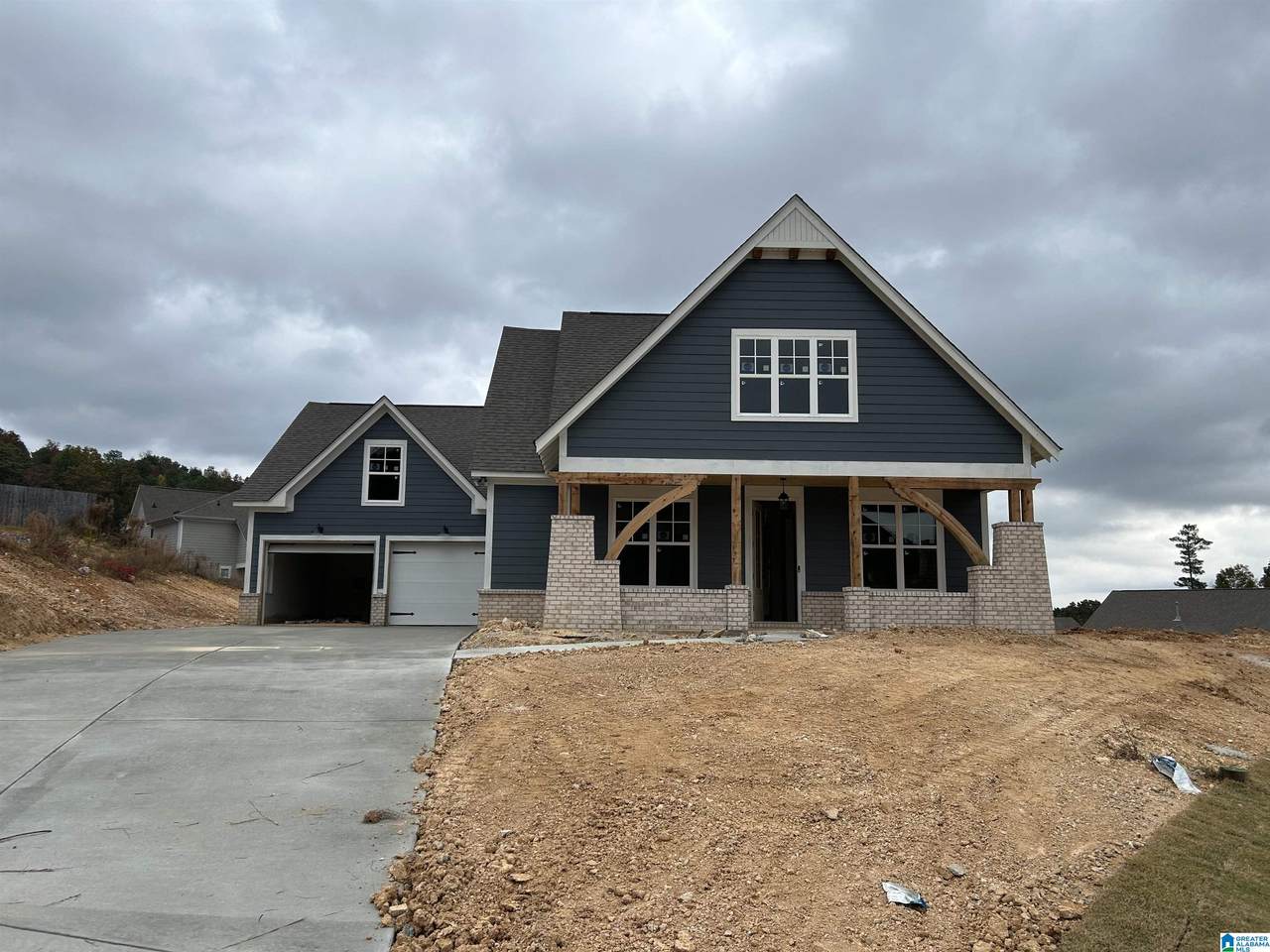 1144 Oak Boulevard - Photo 1