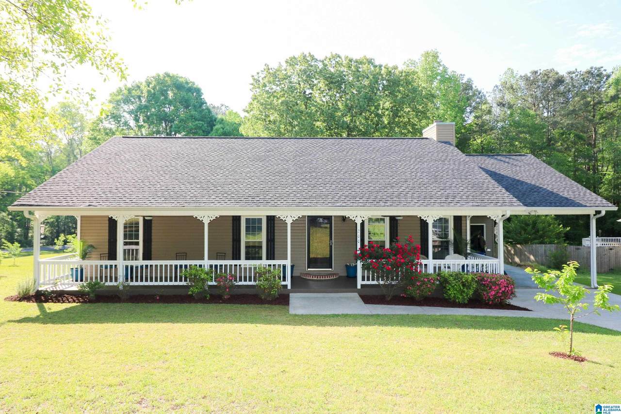 200 Maplewood Circle - Photo 1