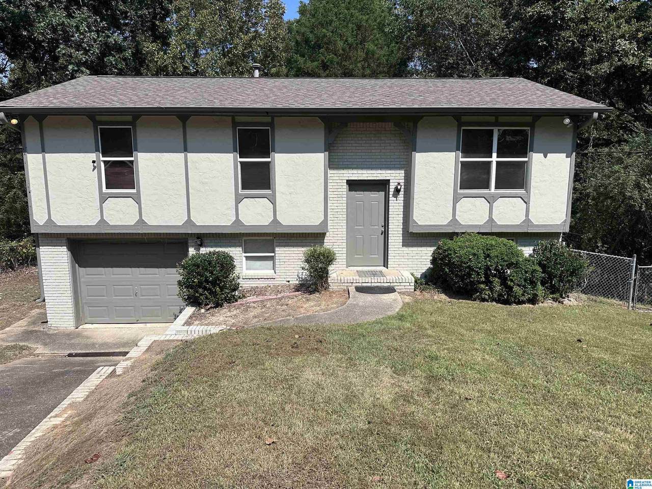 3108 Cobblestone Drive - Photo 1