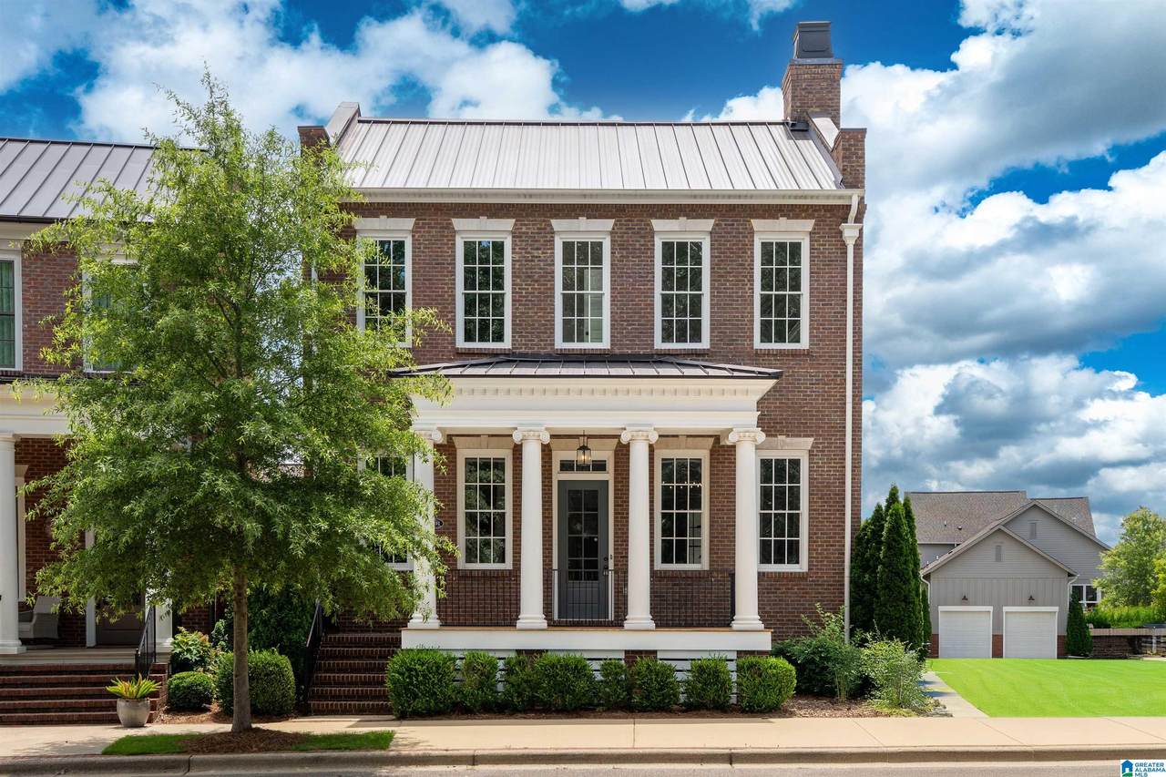 4391 Village Green Circle - Photo 1