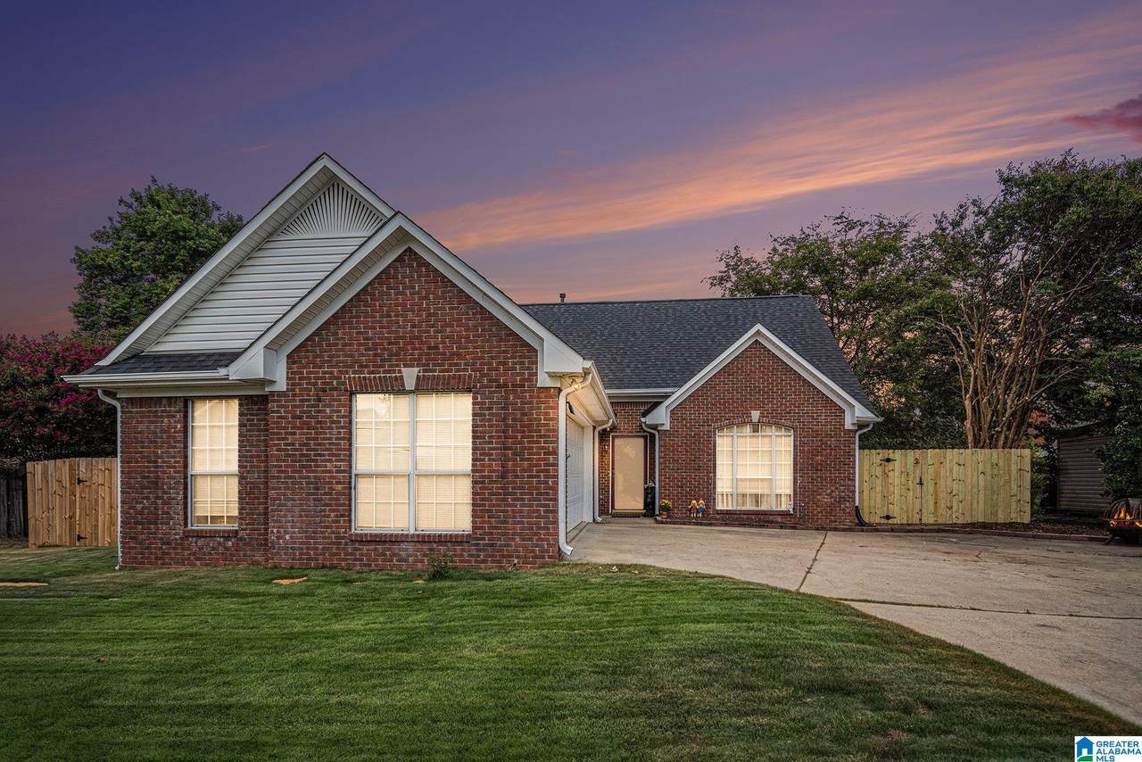 152 Roy Court - Photo 1