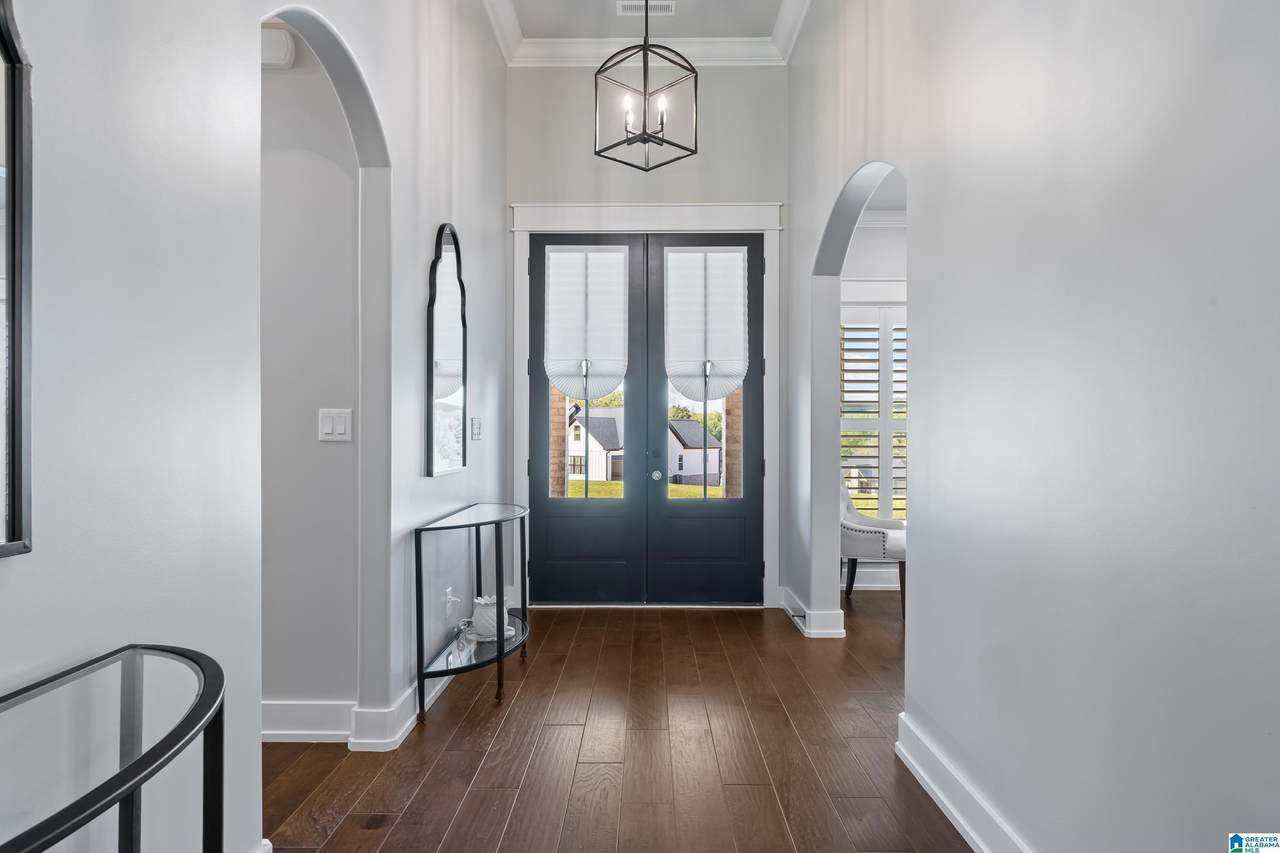 345 Jacobs Loop - Photo 1