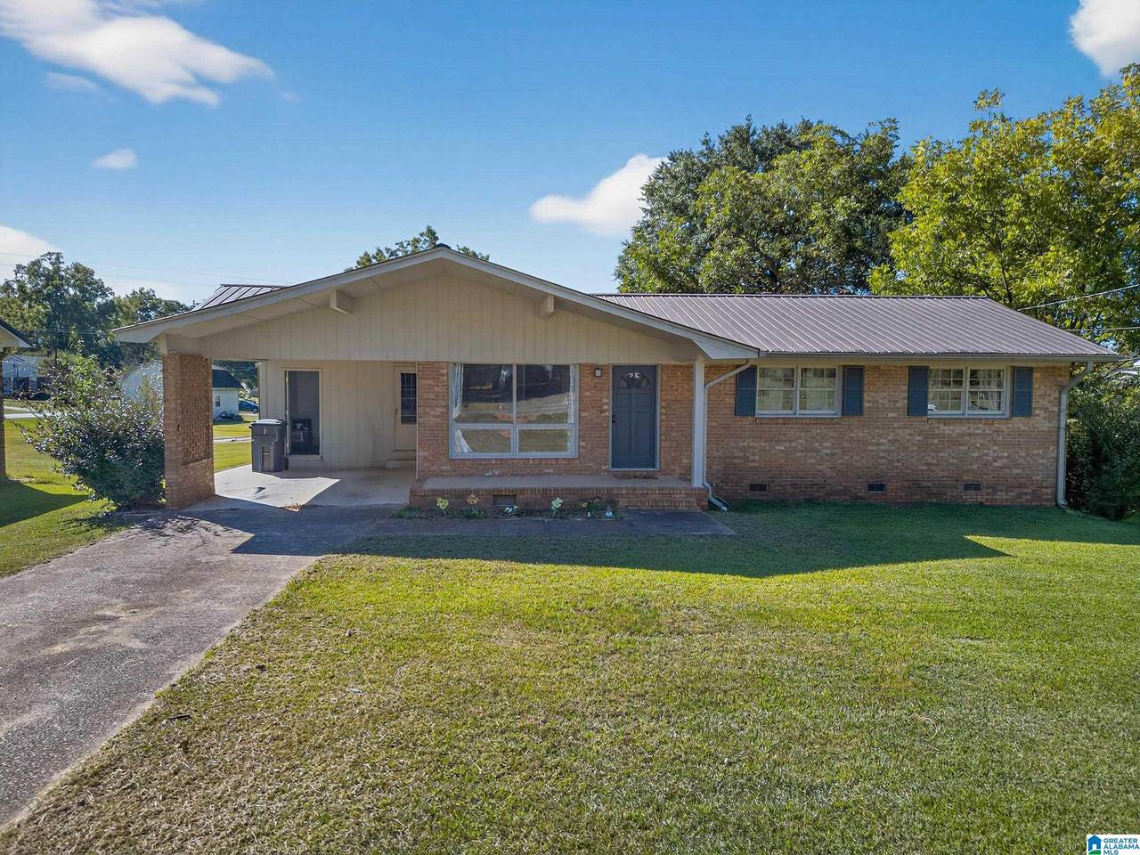 1220 Louise Drive - Photo 1