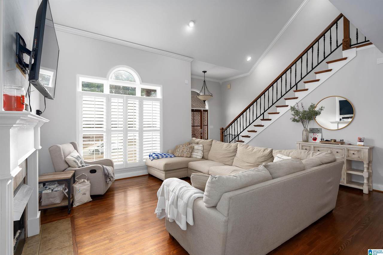 1120 Hickory Valley Road - Photo 1