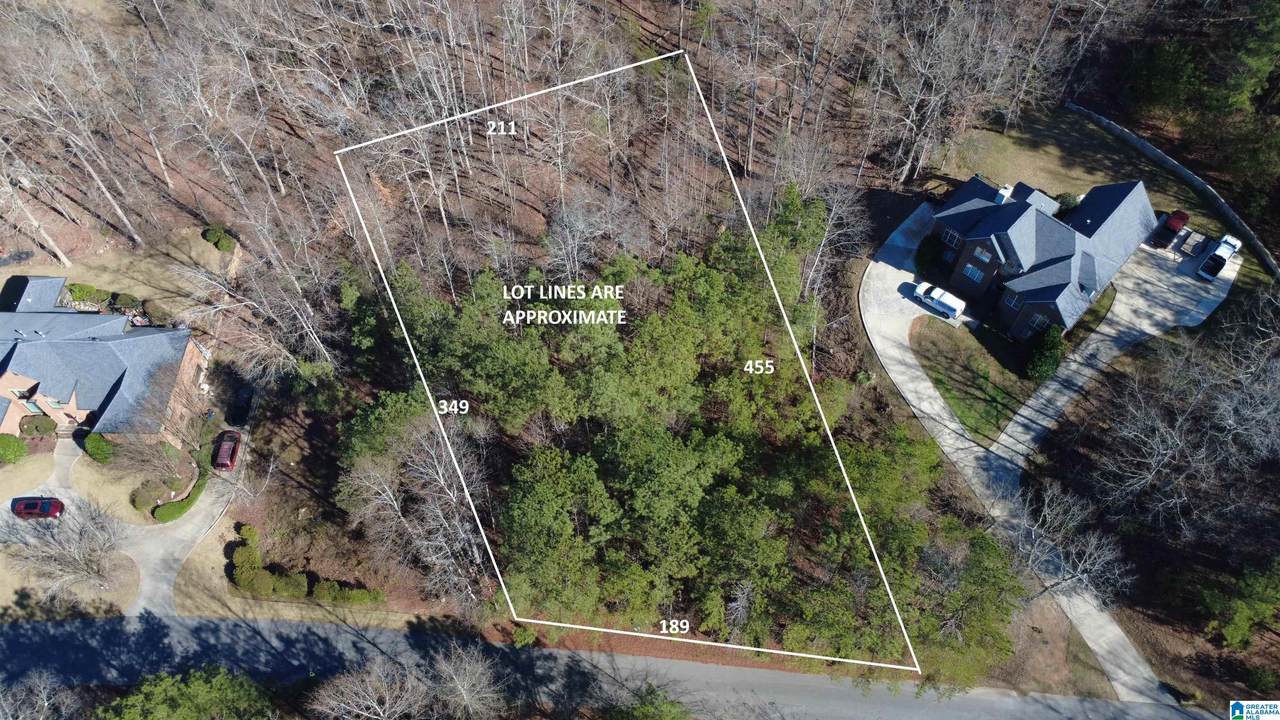 105 Hampton Lane - Photo 1