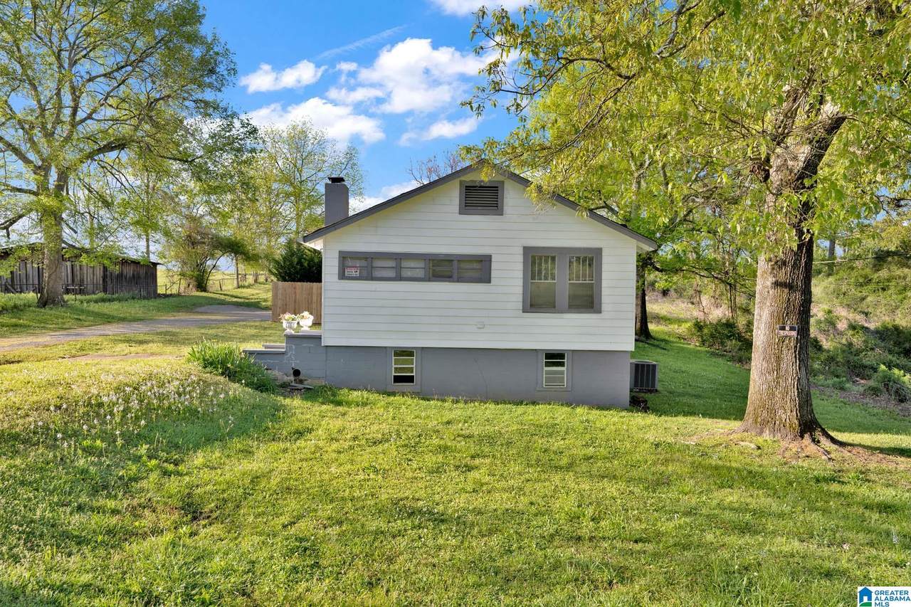 2514 Walker Street - Photo 1