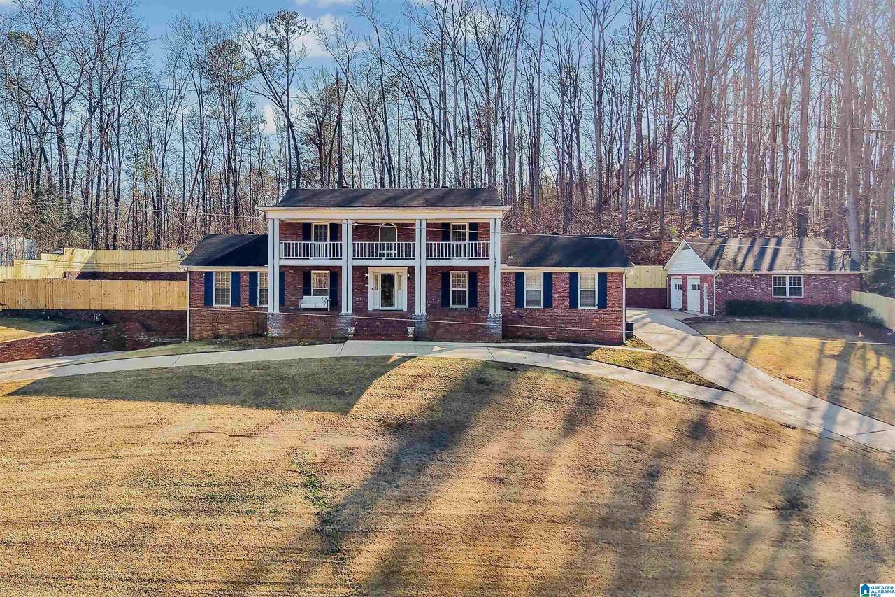 5559 Roberts Drive - Photo 1