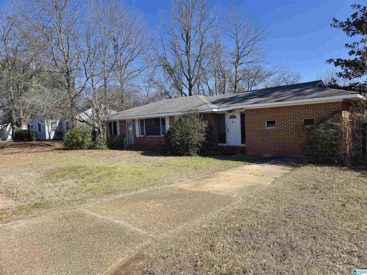 919 University Lane - Photo 1