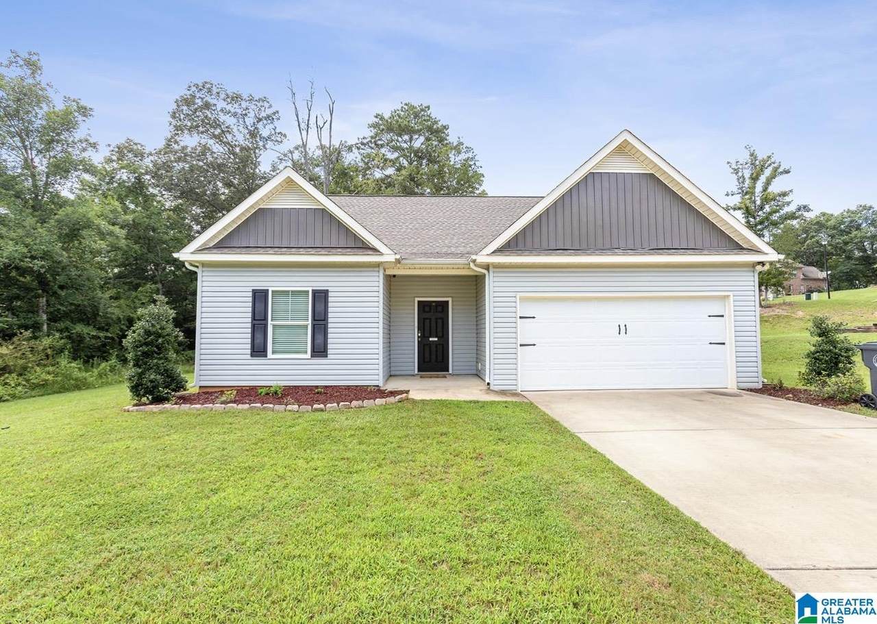 35 Twin Ridge Circle - Photo 1
