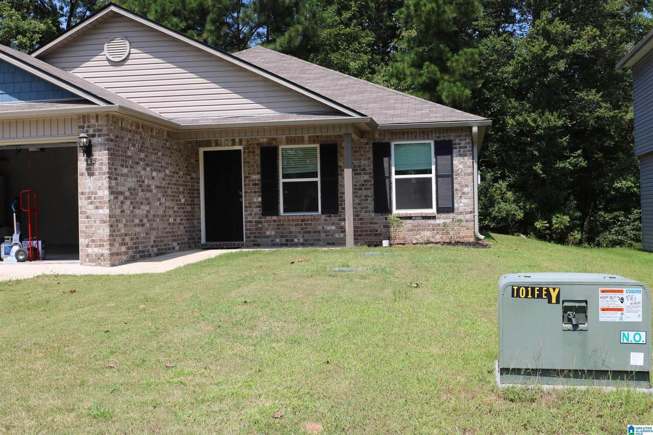 135 Ross Drive - Photo 1