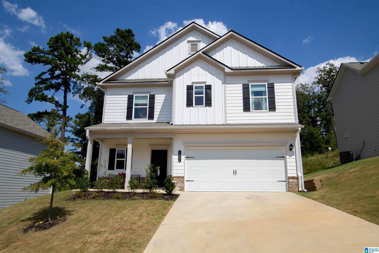 1021 Pinnacle Parkway - Photo 1