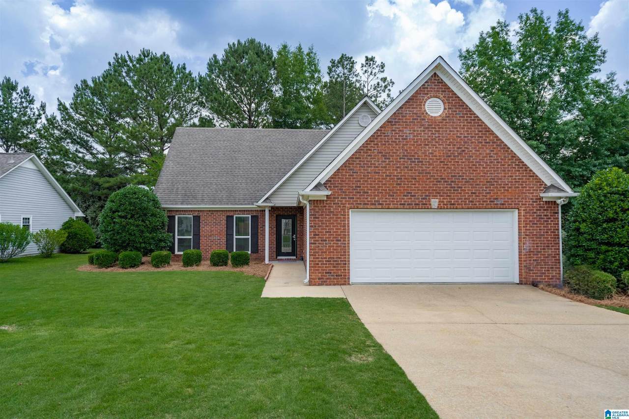 171 Pebble Drive - Photo 1