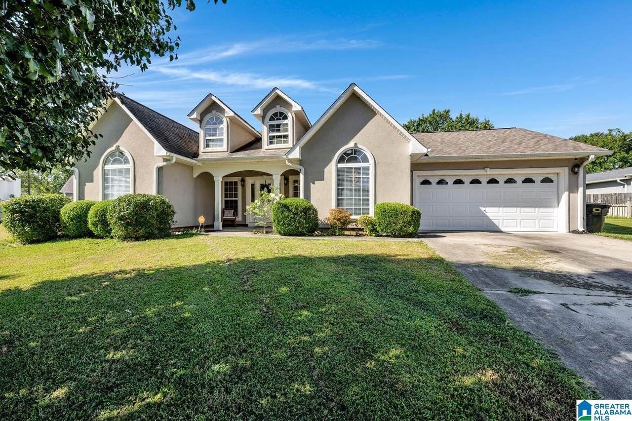 1535 Petrea Drive - Photo 1