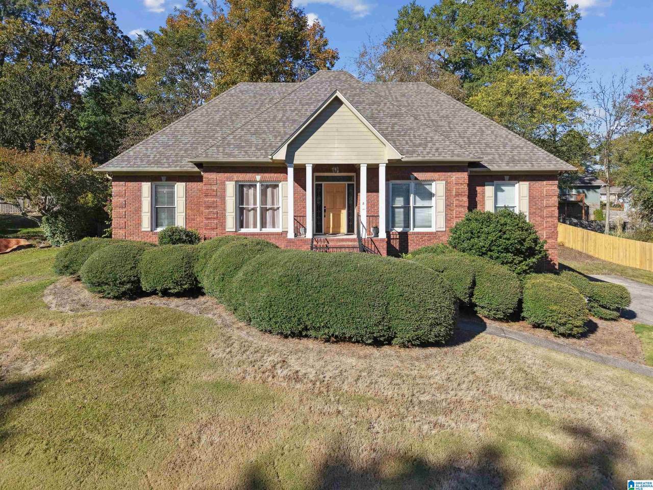 305 Roundabout Drive - Photo 1