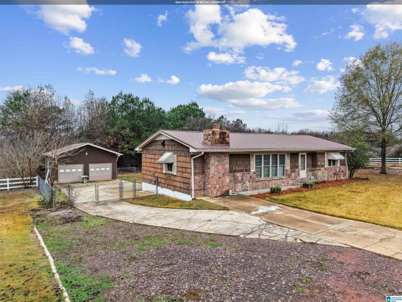 260 4TH AVENUE - Photo 1