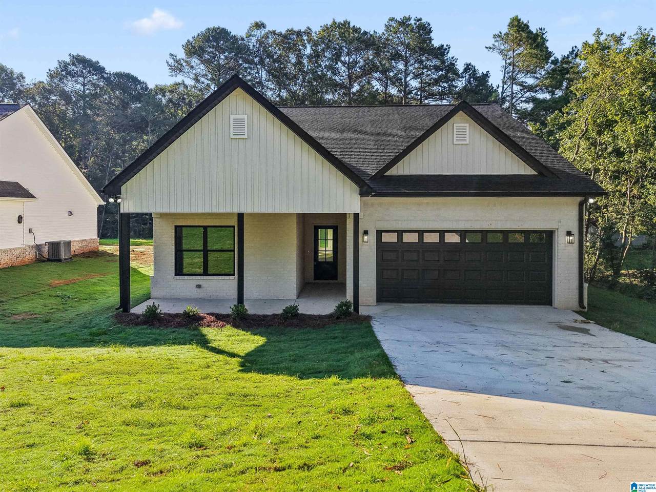 433 Alabama Boulevard - Photo 1