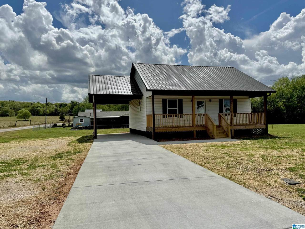 1500 Stone Creek Drive - Photo 1