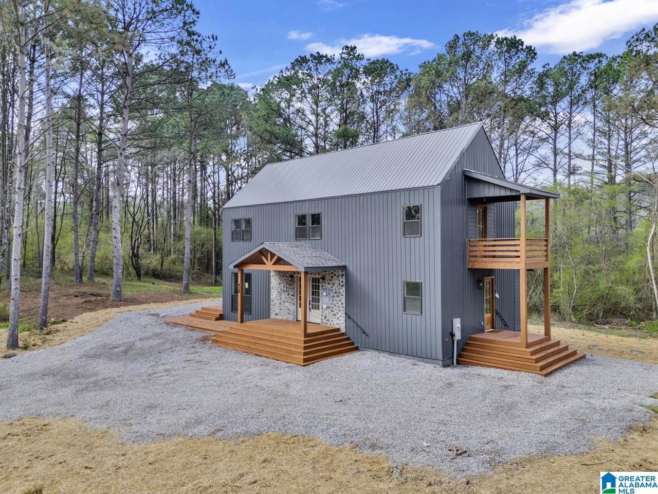 428 Michael Drive - Photo 1