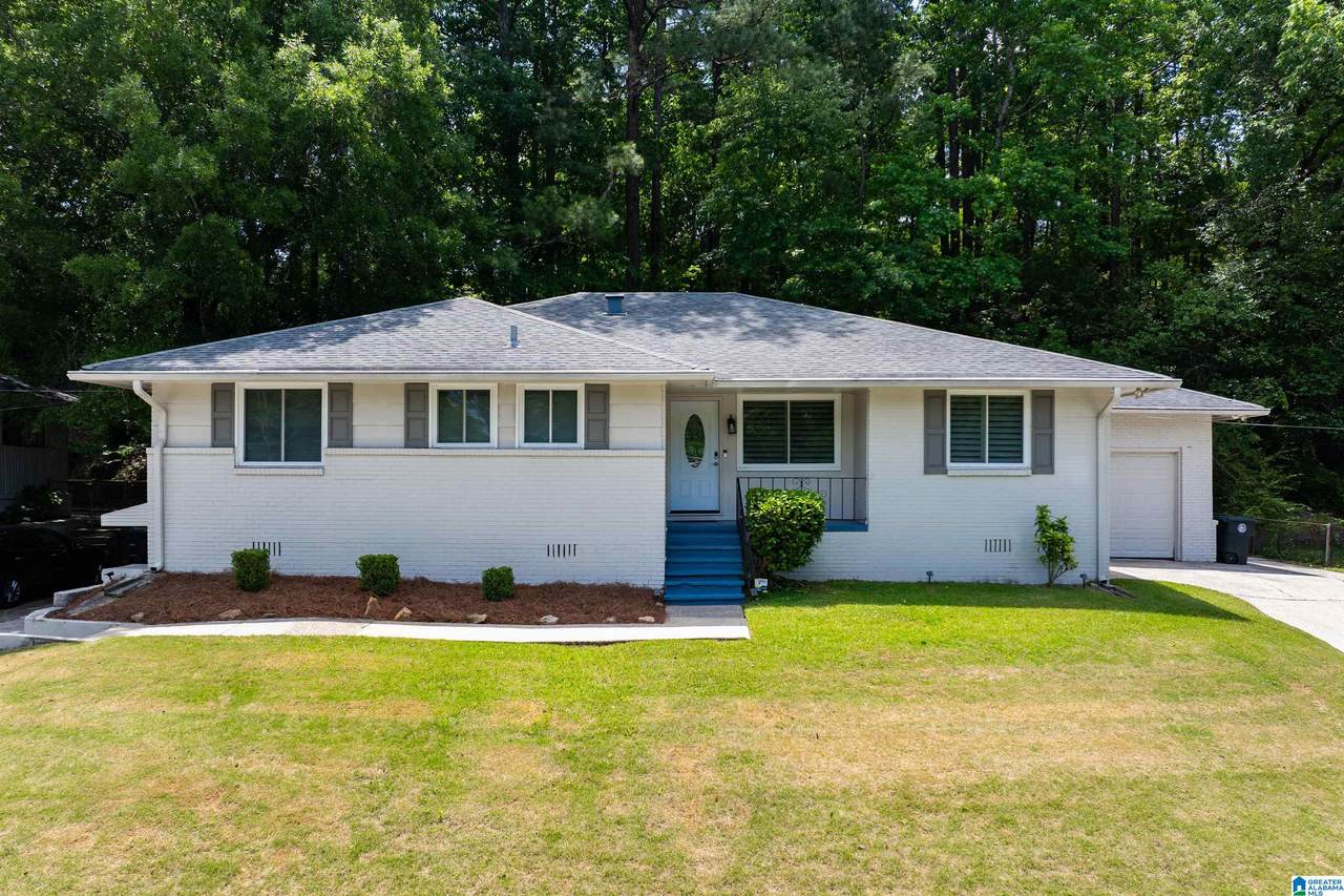 1529 Cresthill Road - Photo 1