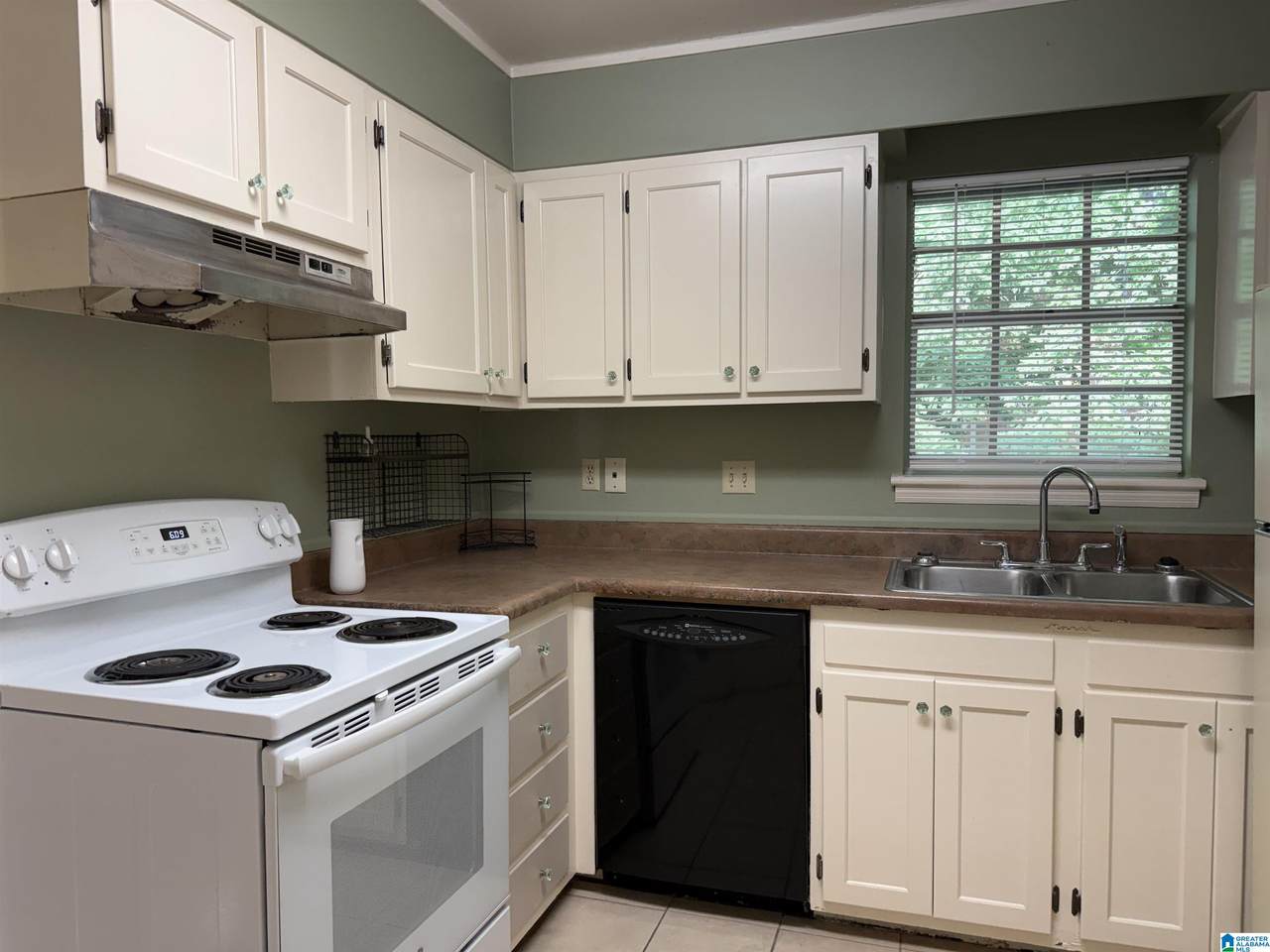 2100 Montreat Drive - Photo 1