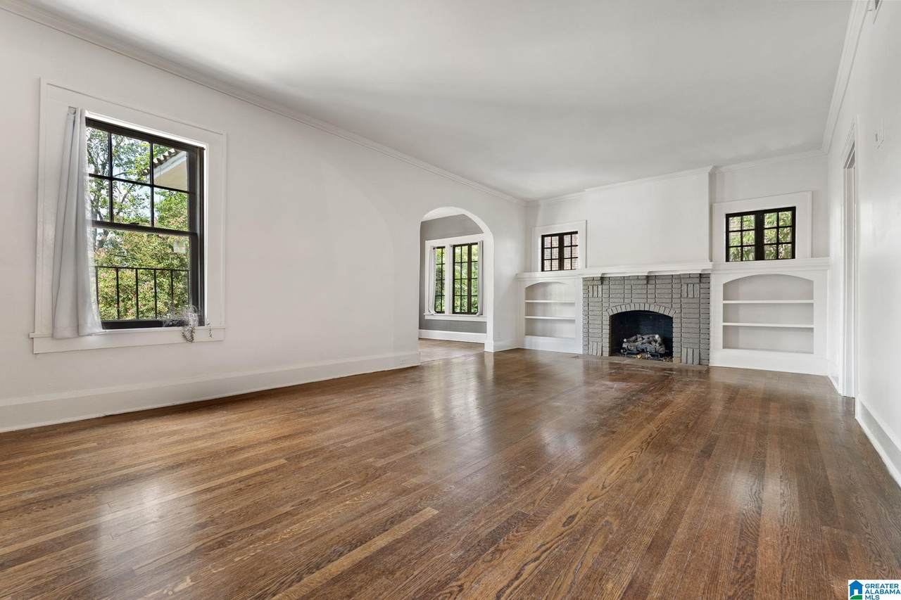 1329 33RD STREET - Photo 1