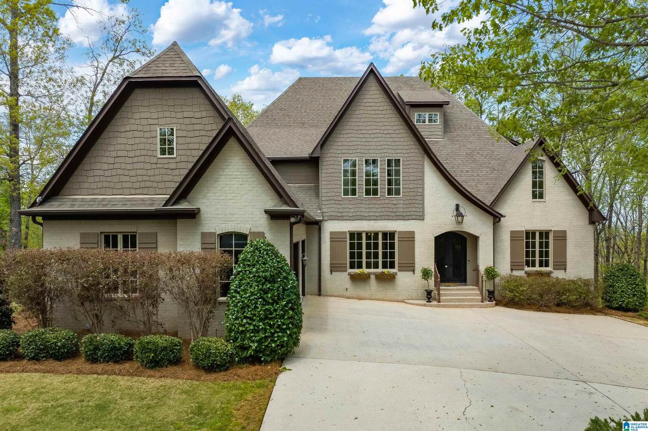 3049 Indian Crest Drive - Photo 1