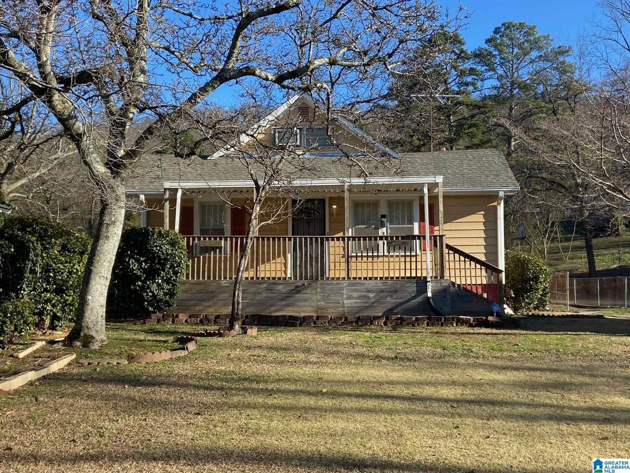 8313 9TH AVENUE - Photo 1