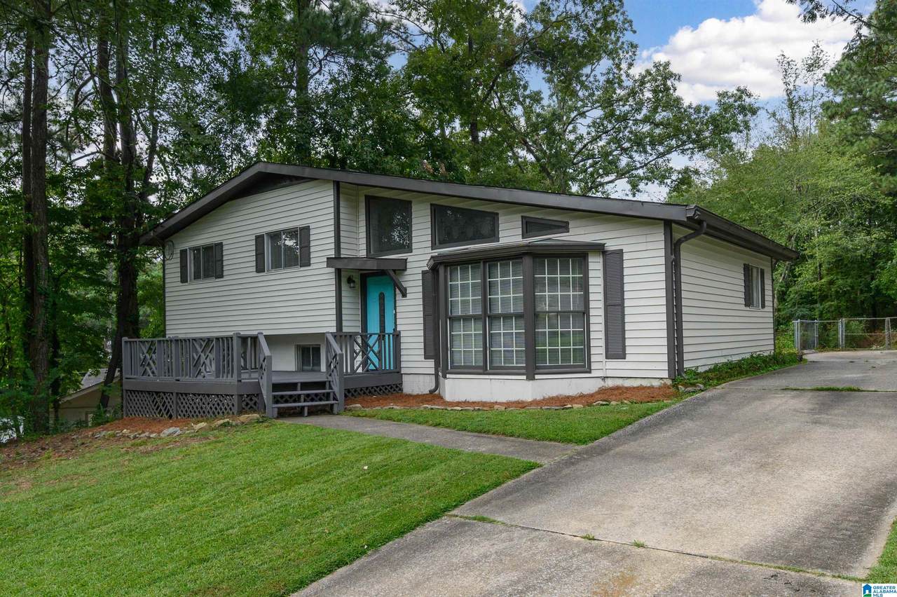 532 Rosewell Lane - Photo 1