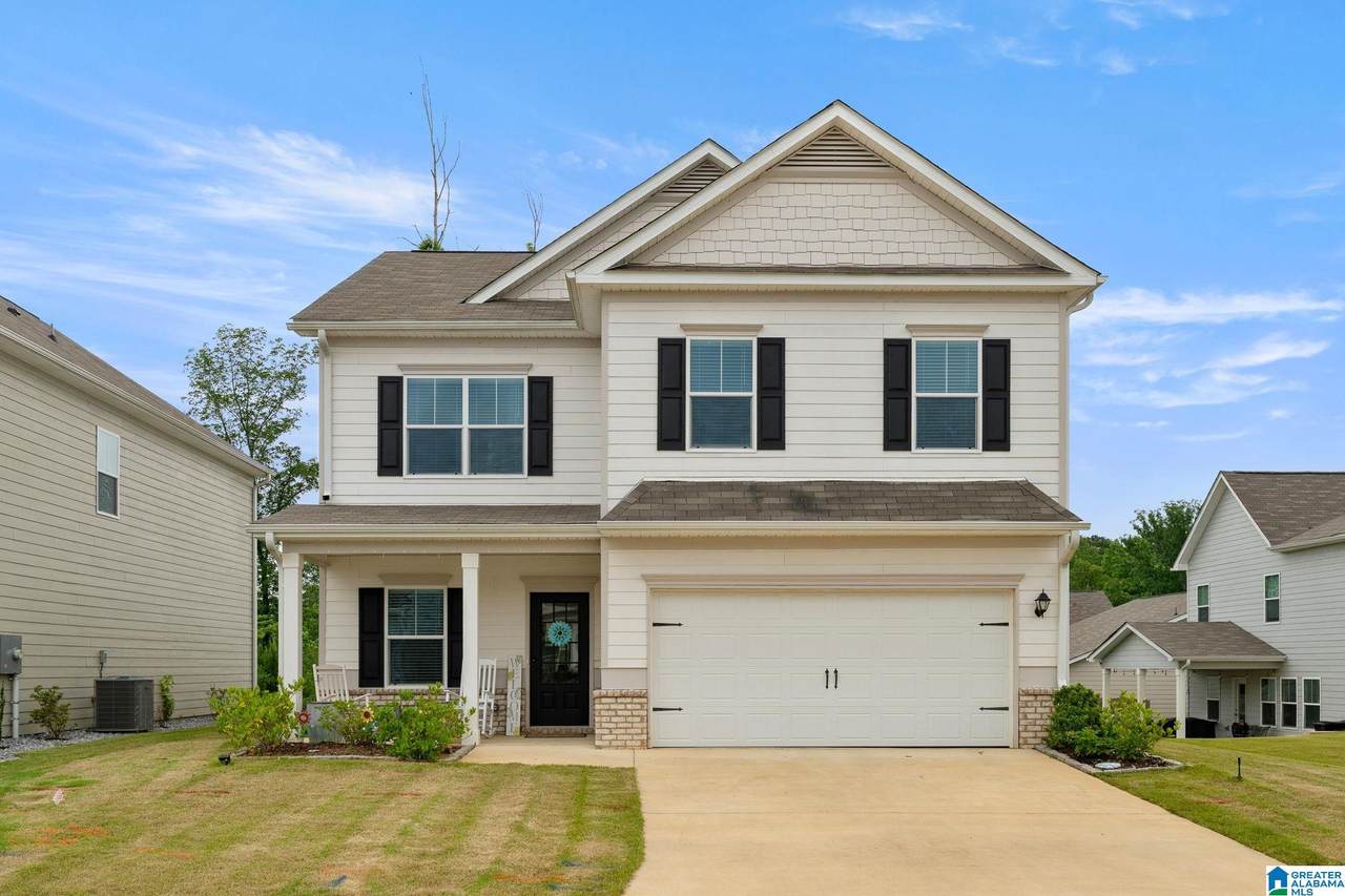 4865 Mae Beth Circle - Photo 1