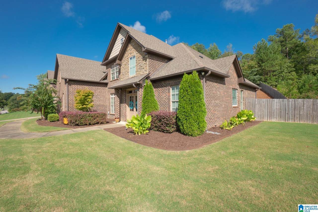 224 Grey Oaks Court - Photo 1