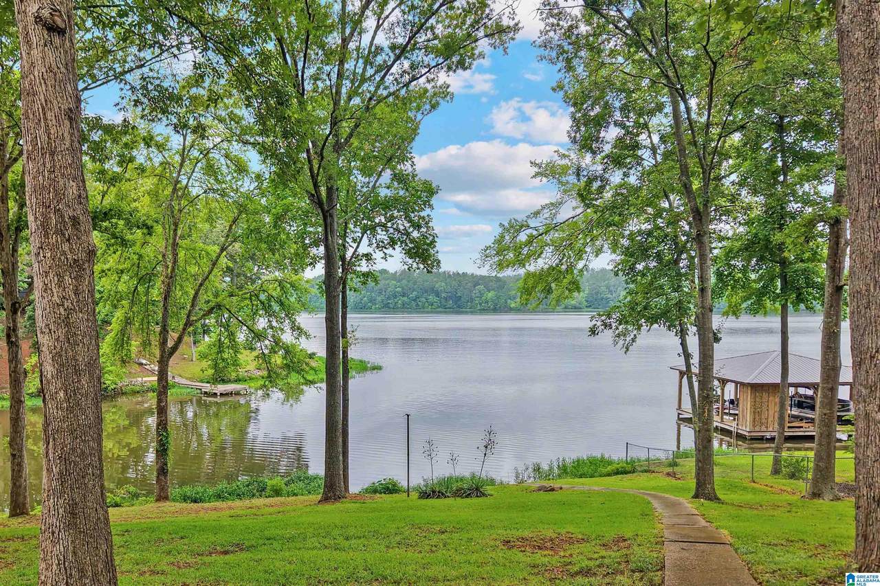 55 Christa Circle - Photo 1