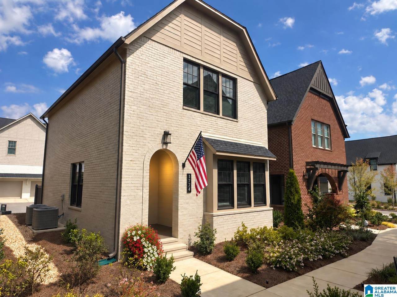 1774 Deverell Lane - Photo 1