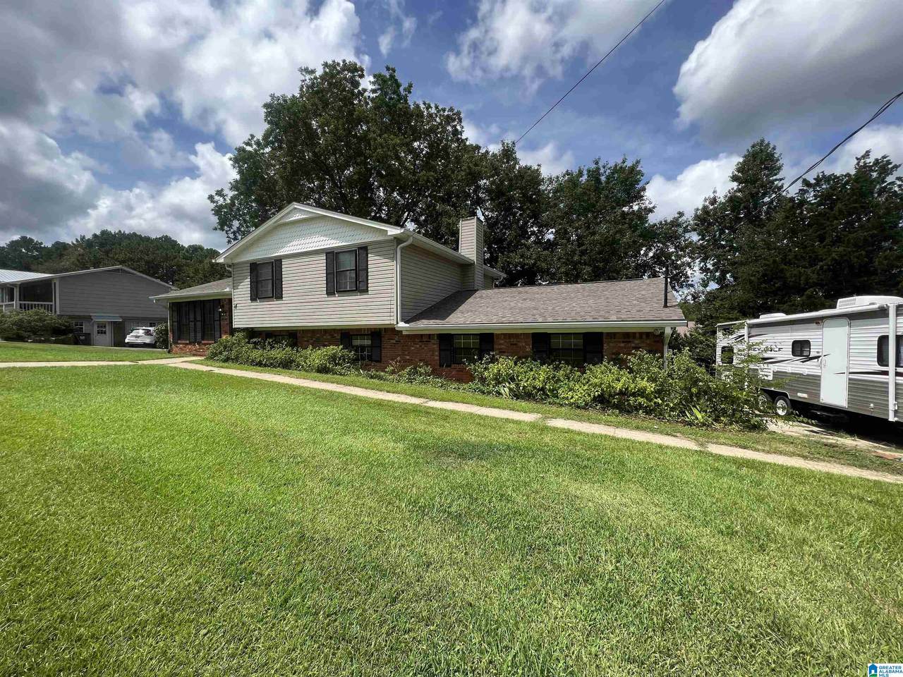 1426 Edgefield Lane - Photo 1