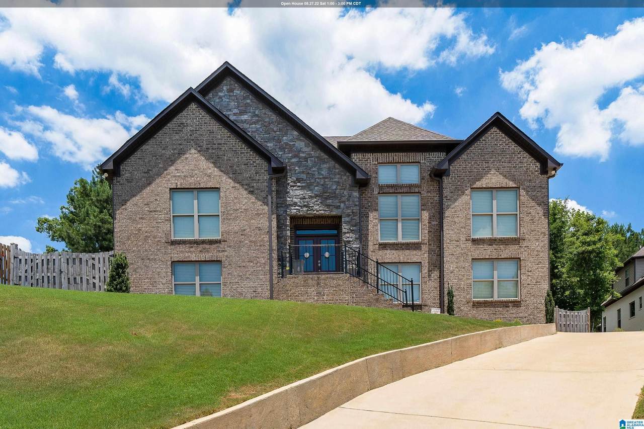 132 Flagstone Drive - Photo 1