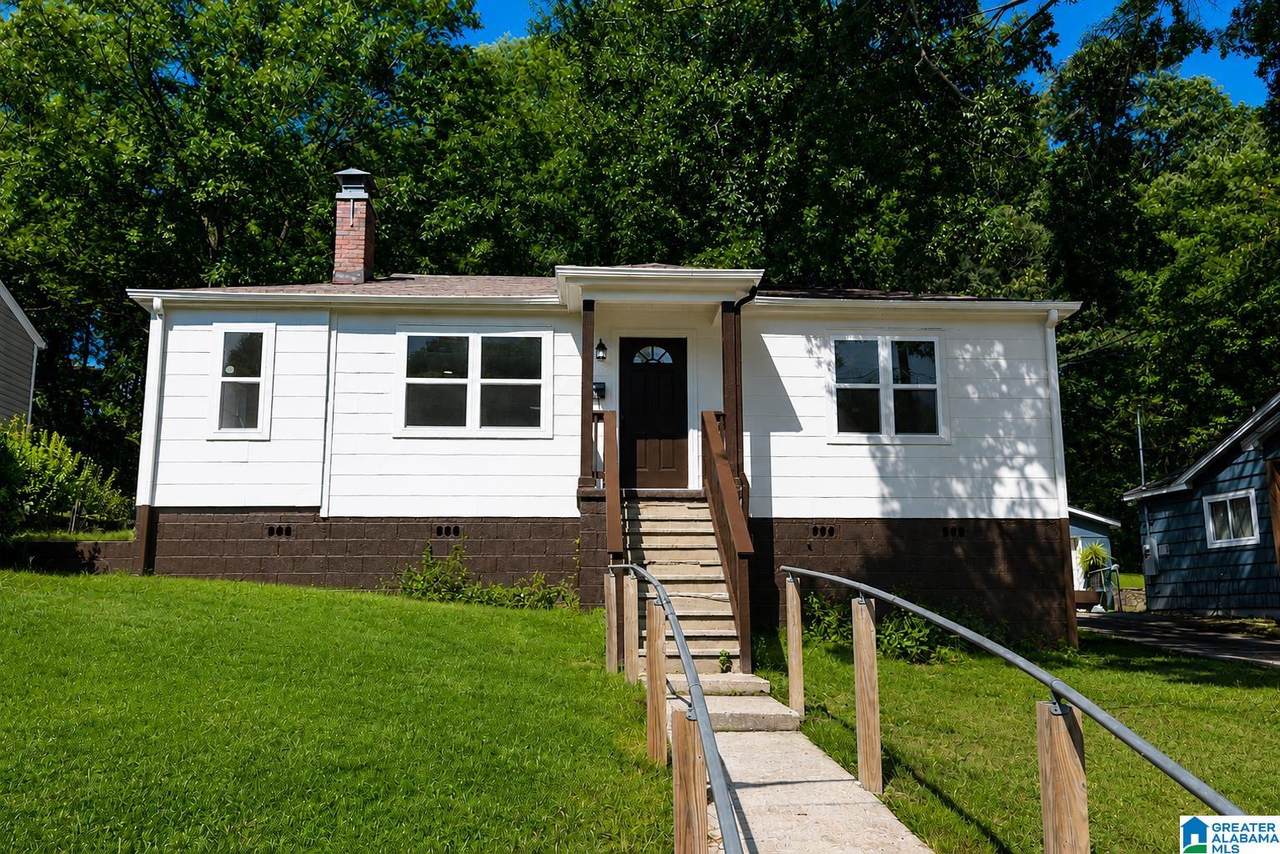 748 47TH WAY - Photo 1