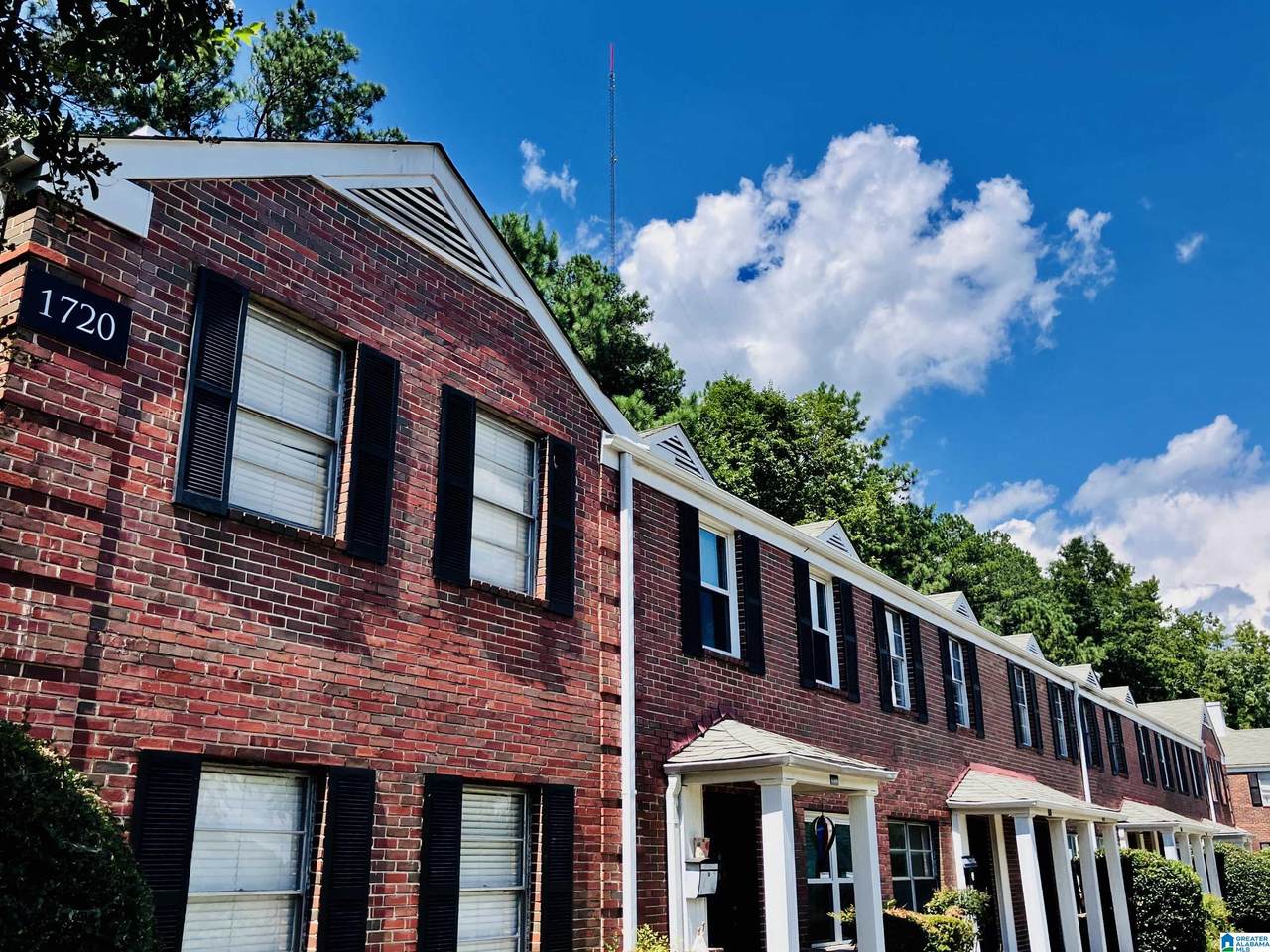 1720 Valley Avenue - Photo 1