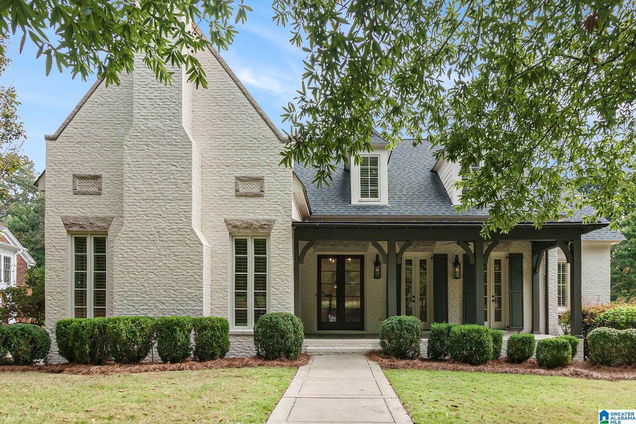 525 Founders Park Circle - Photo 1