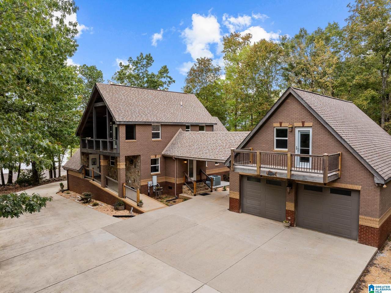 380 Sunset Drive - Photo 1