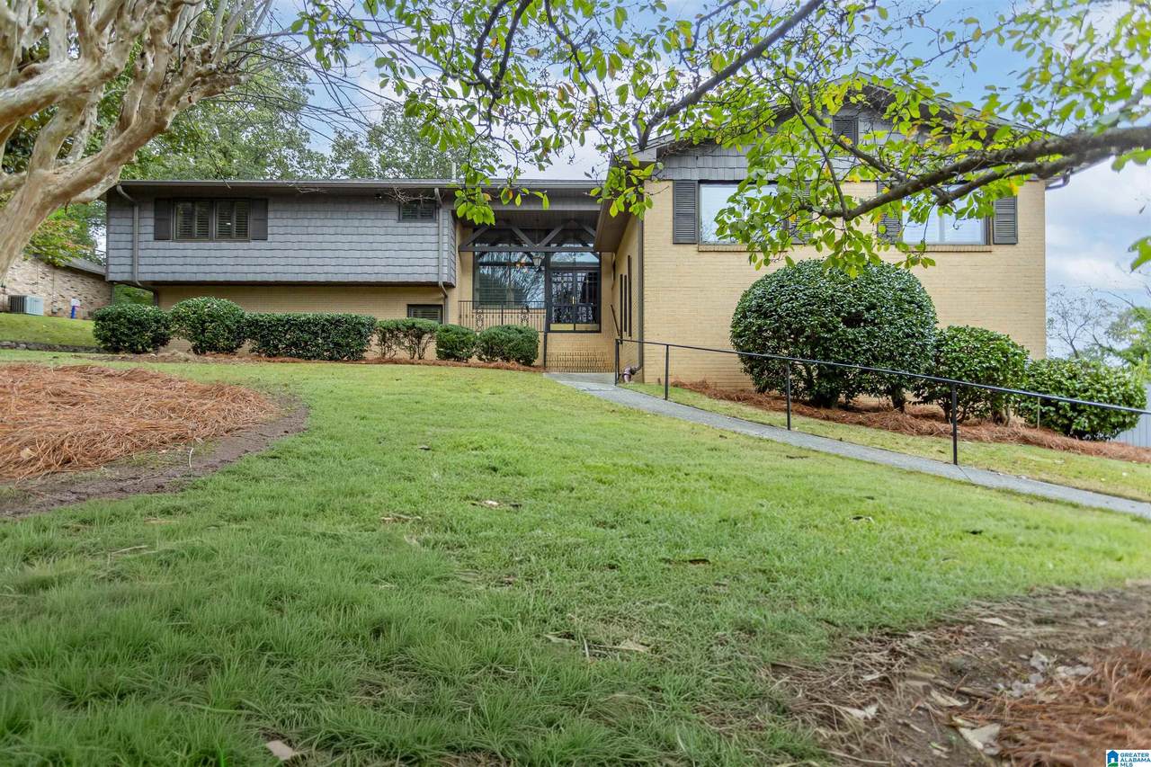 2220 Vesthaven Way - Photo 1