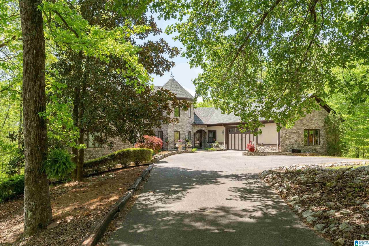 6 Environs Parkway - Photo 1