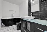 2401 Arlington Crescent - Photo 4