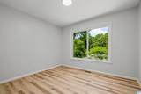 941 Honeysuckle Lane - Photo 21