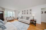 1718 Windsor Boulevard - Photo 5