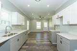 906 6TH AVENUE - Photo 22