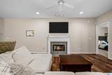 1050 Fairbank Lane - Photo 14