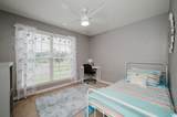1015 Hickory Circle - Photo 15