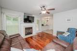 1015 Hickory Circle - Photo 4