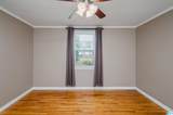 1032 Gillespie Street - Photo 37
