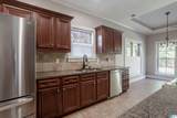 228 Kingston Circle - Photo 10
