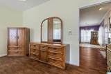 1009 Daventry Way - Photo 17